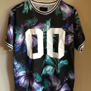 On the Byas - Blue & Black Floral Jersey Men’s M